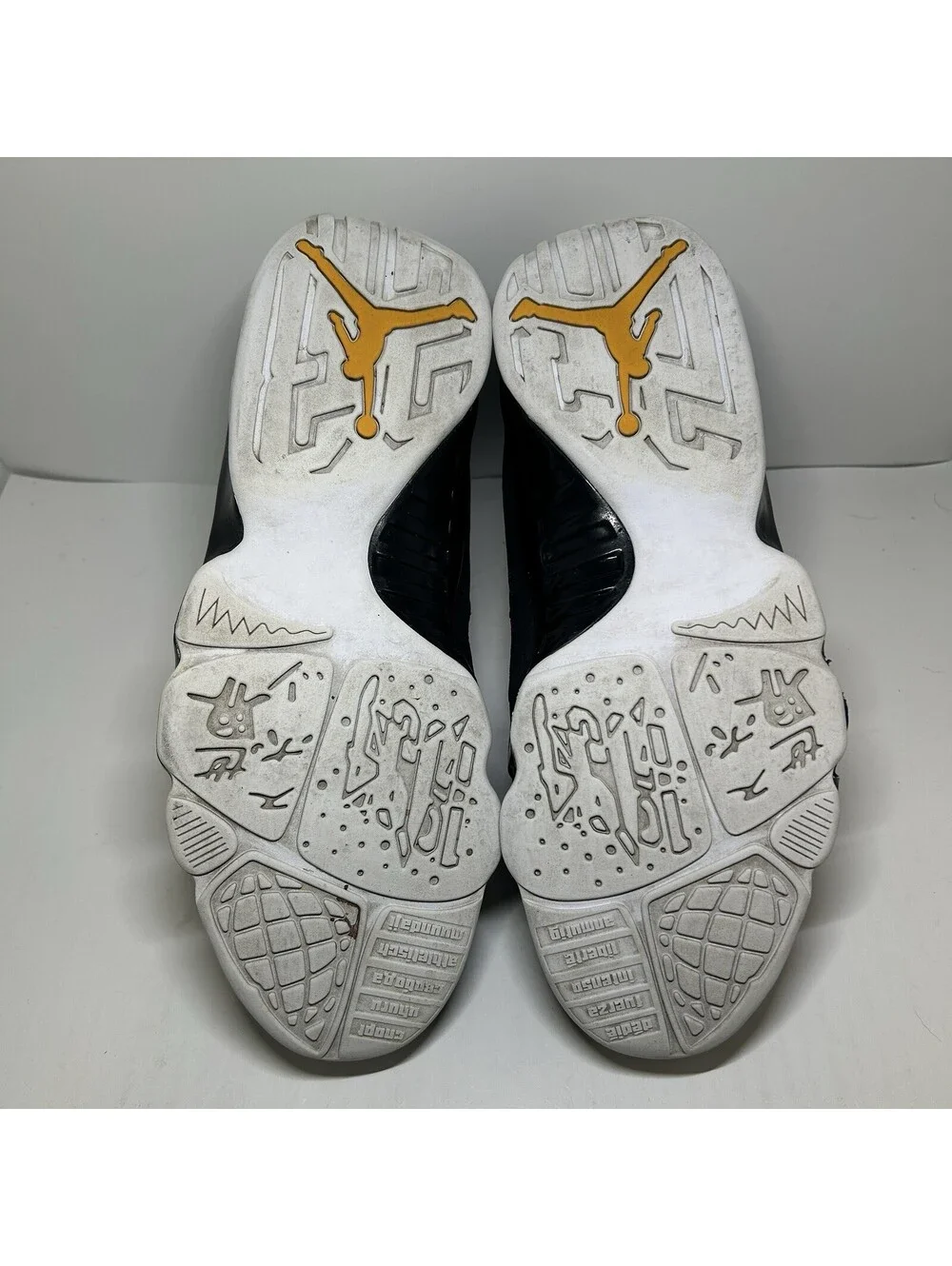 Air Jordan 9 Retro Citrus 2010 - Size 9.5 - (302370-004)
